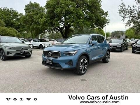 new 2024 Volvo XC40 car, priced at $51,425