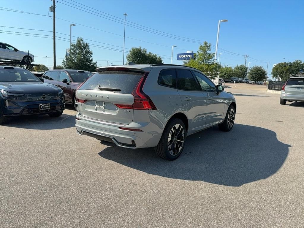new 2026 Volvo XC60 car, priced at $57,985