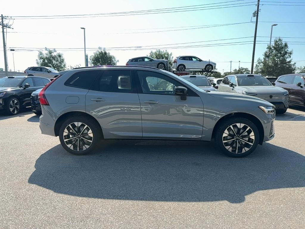 new 2026 Volvo XC60 car, priced at $57,985