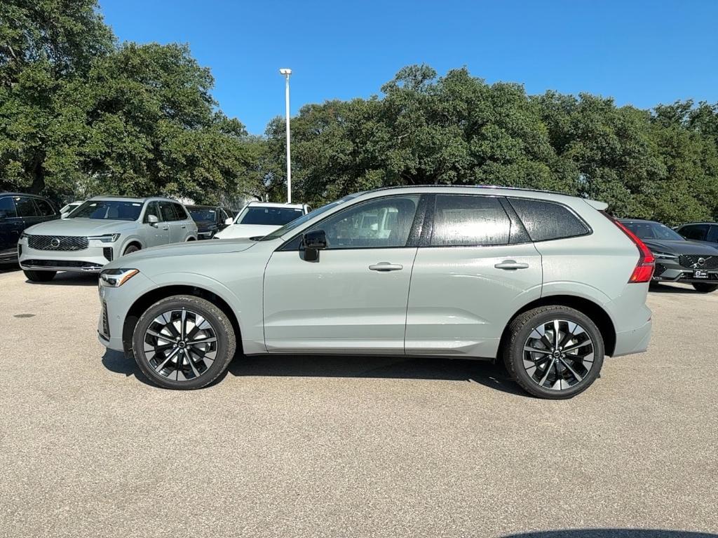 new 2026 Volvo XC60 car, priced at $57,985