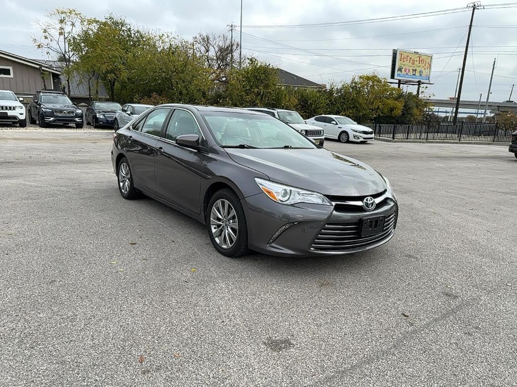 used 2015 Toyota Camry Hybrid car, priced at $16,995