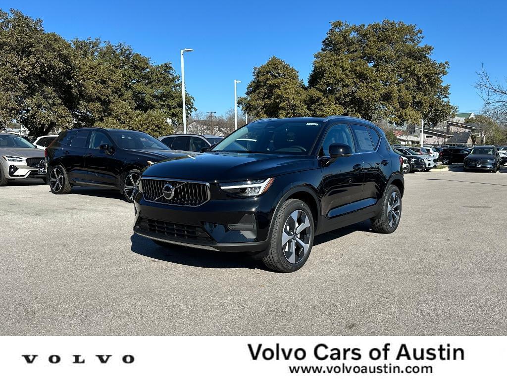 new 2025 Volvo XC40 car, priced at $45,465