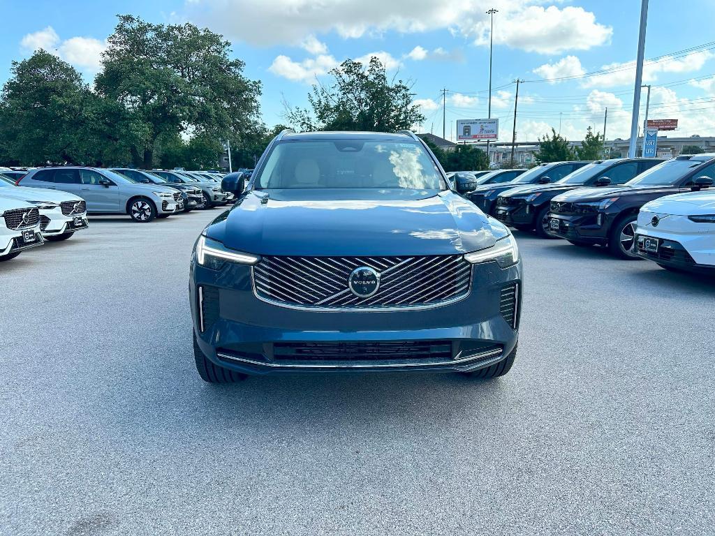 new 2026 Volvo XC90 car, priced at $75,155