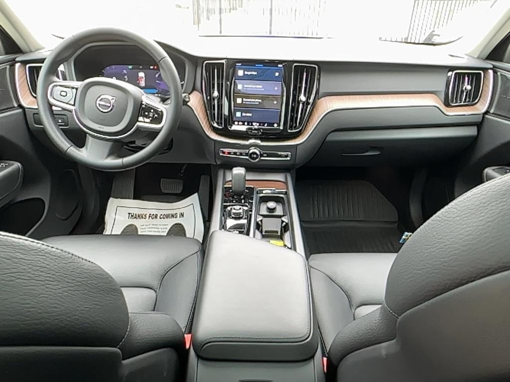 used 2023 Volvo XC60 Recharge Plug-In Hybrid car, priced at $45,995