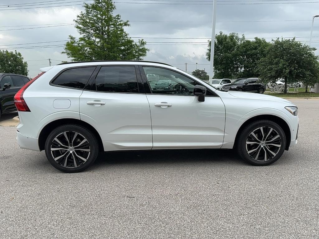 used 2023 Volvo XC60 Recharge Plug-In Hybrid car, priced at $45,995
