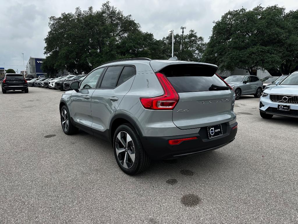 new 2025 Volvo XC40 car, priced at $48,335