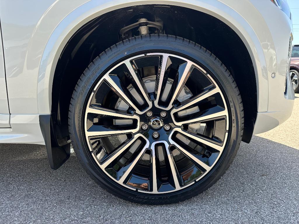 new 2026 Volvo XC90 car, priced at $72,940