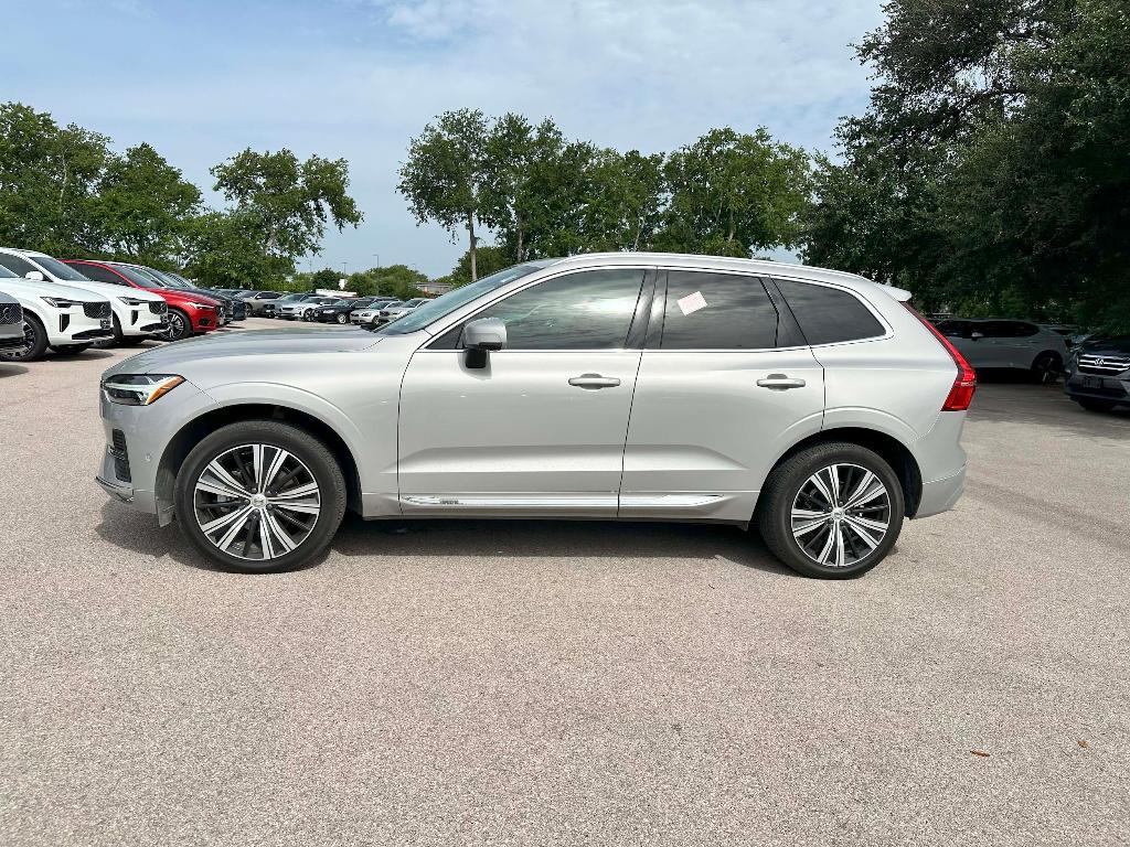 used 2023 Volvo XC60 car, priced at $36,995