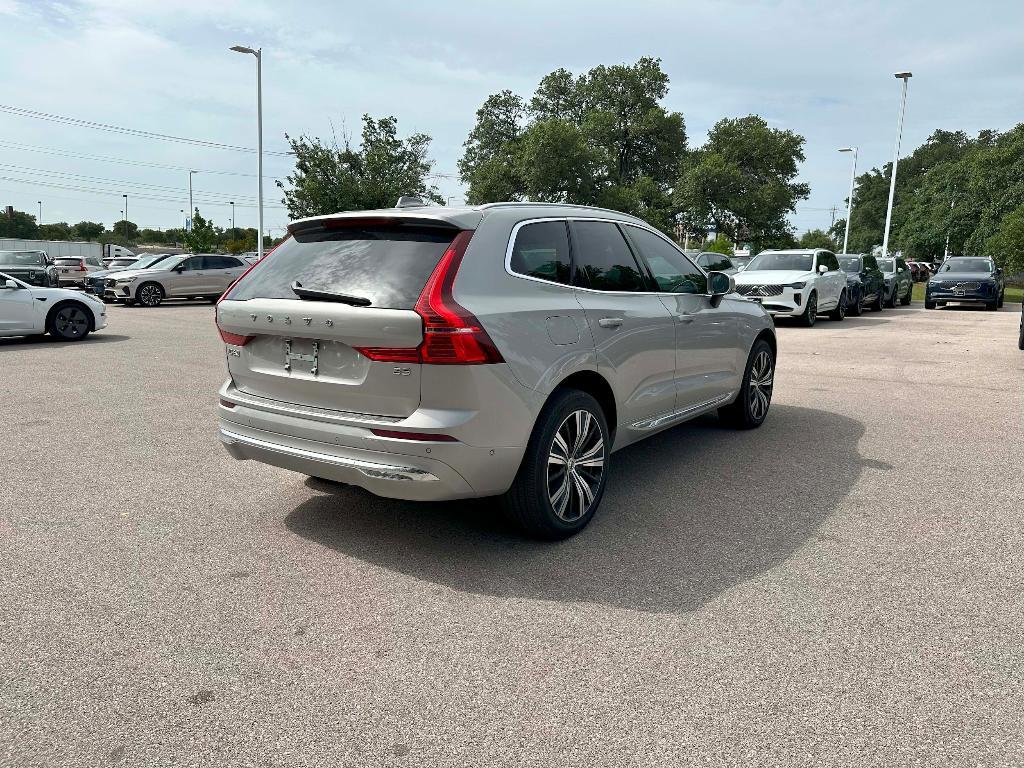 used 2023 Volvo XC60 car, priced at $36,995