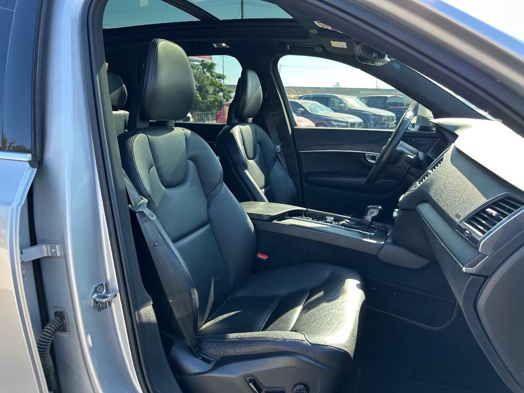 used 2020 Volvo XC90 car, priced at $19,995