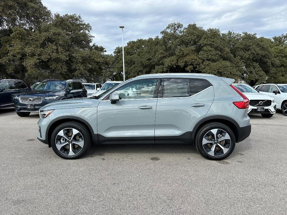 new 2025 Volvo XC40 car, priced at $47,765