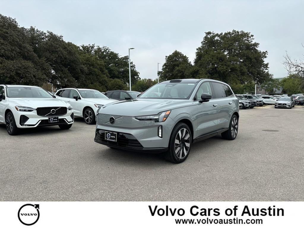 new 2025 Volvo EX90 car, priced at $85,640