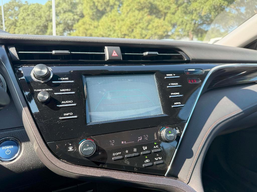 used 2018 Toyota Camry Hybrid car, priced at $16,995