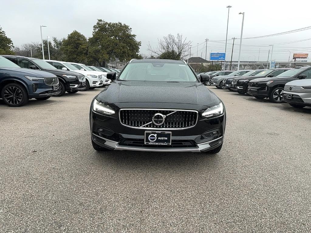 new 2025 Volvo V90 Cross Country car, priced at $69,095