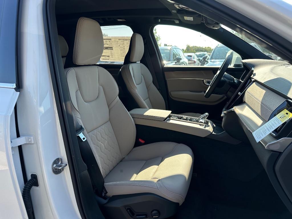 new 2026 Volvo XC90 Plug-In Hybrid car, priced at $81,455