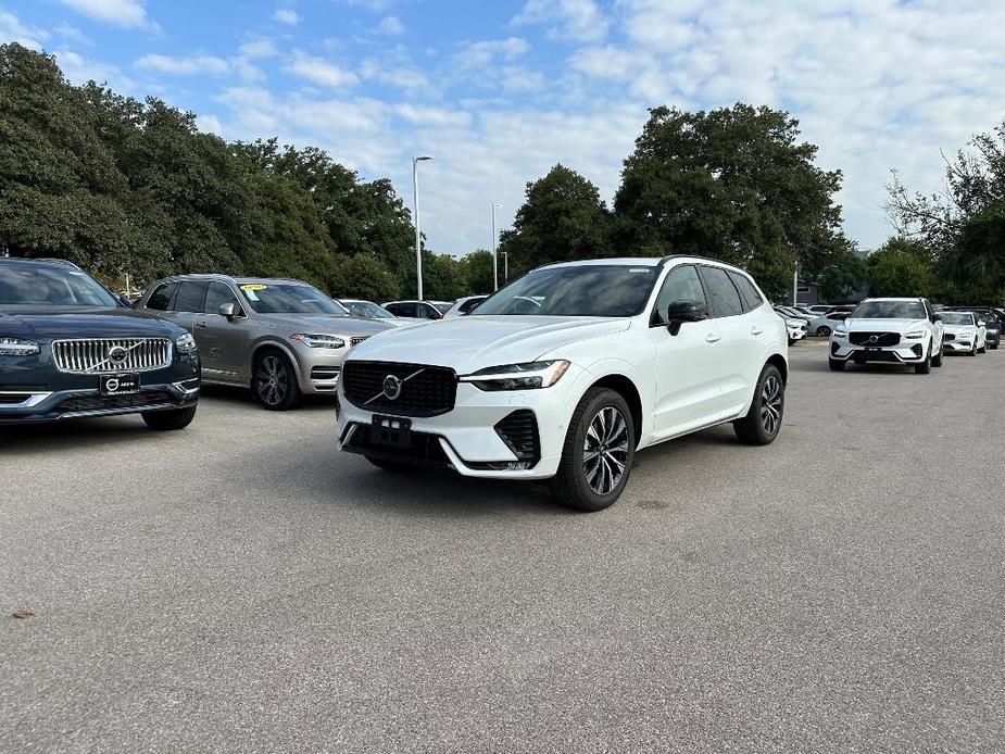 new 2025 Volvo XC60 car, priced at $54,535