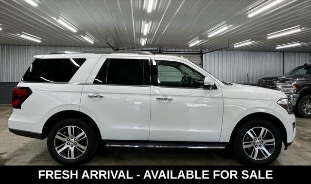 used 2022 Ford Expedition car, priced at $51,998