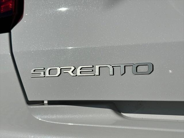 used 2023 Kia Sorento car, priced at $28,298