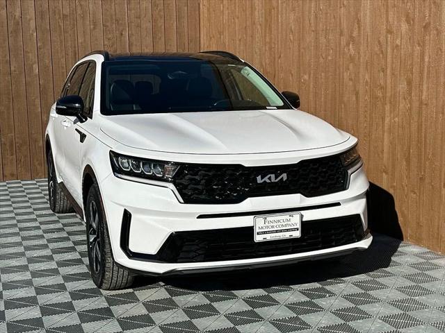 used 2023 Kia Sorento car, priced at $28,298