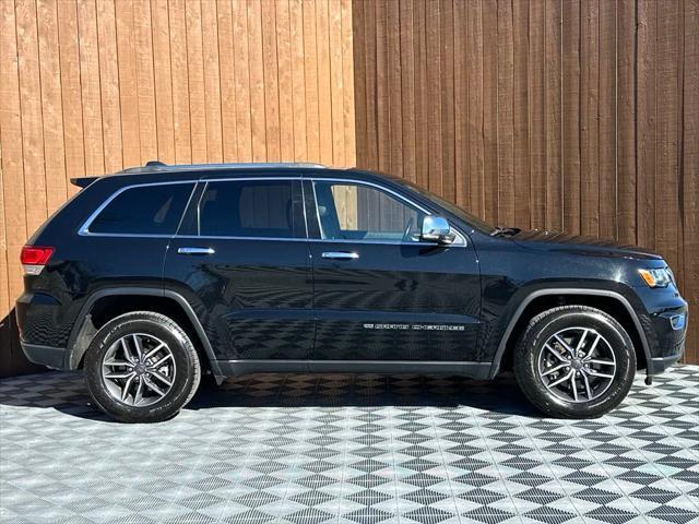 used 2022 Jeep Grand Cherokee car, priced at $27,698