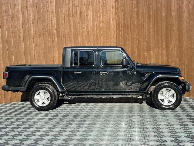 used 2023 Jeep Gladiator car, priced at $31,598