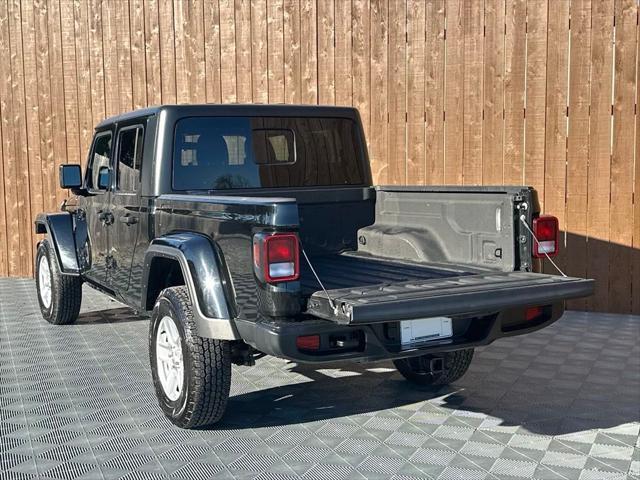 used 2023 Jeep Gladiator car, priced at $31,598