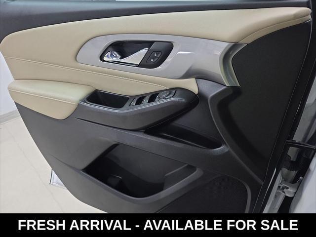 used 2023 Chevrolet Traverse car, priced at $30,698