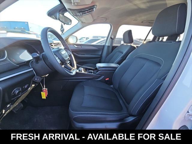 used 2023 Jeep Grand Cherokee L car, priced at $33,698