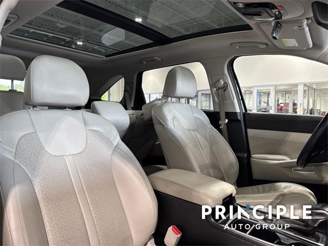 used 2023 Kia Sorento car, priced at $27,000