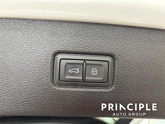 used 2023 Audi Q7 car, priced at $35,105