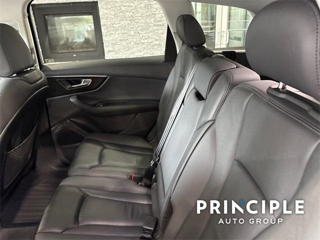 used 2023 Audi Q7 car, priced at $35,105