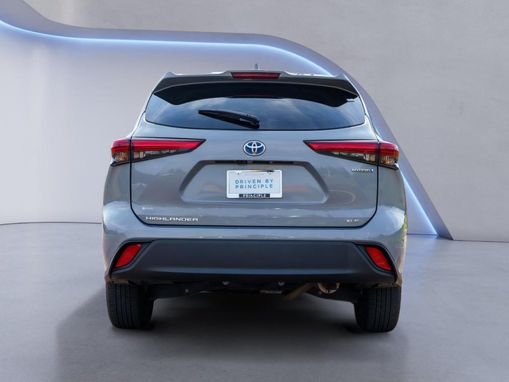 used 2023 Toyota Highlander Hybrid car, priced at $35,966
