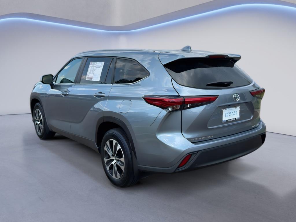used 2023 Toyota Highlander car, priced at $36,175