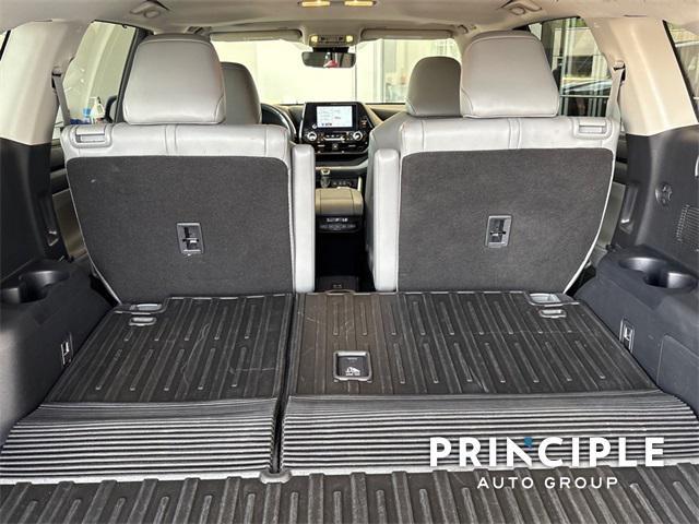 used 2023 Toyota Highlander car, priced at $39,200