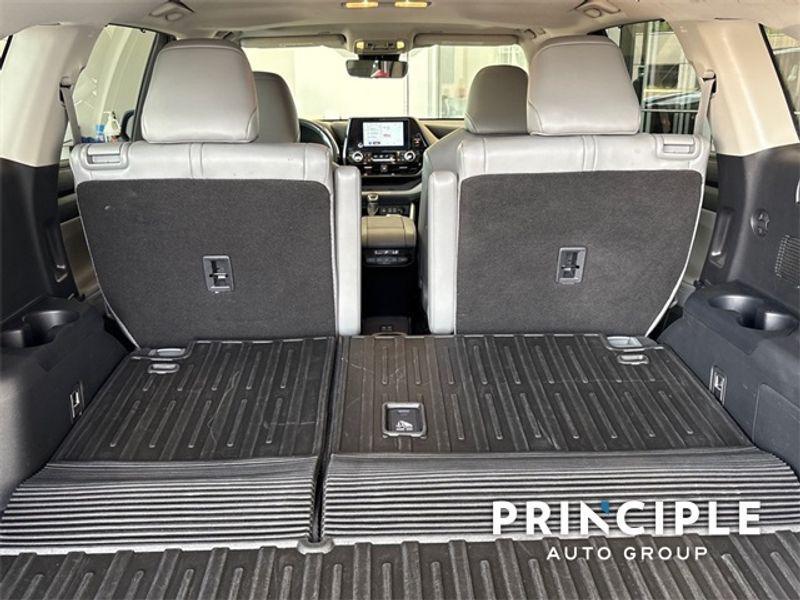 used 2023 Toyota Highlander car, priced at $36,175