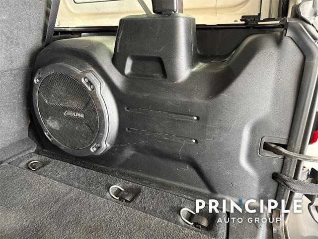 used 2021 Jeep Wrangler Unlimited car, priced at $32,000
