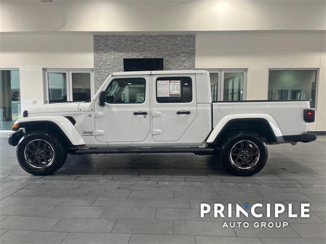 used 2023 Jeep Gladiator car, priced at $33,660