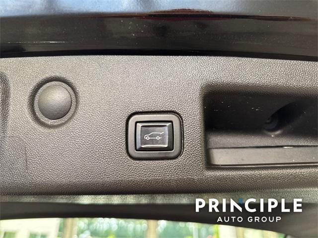 used 2022 Chevrolet Equinox car, priced at $23,712