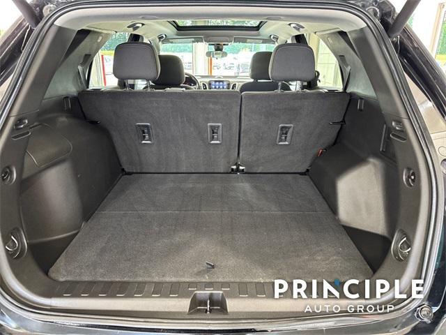 used 2022 Chevrolet Equinox car, priced at $23,712