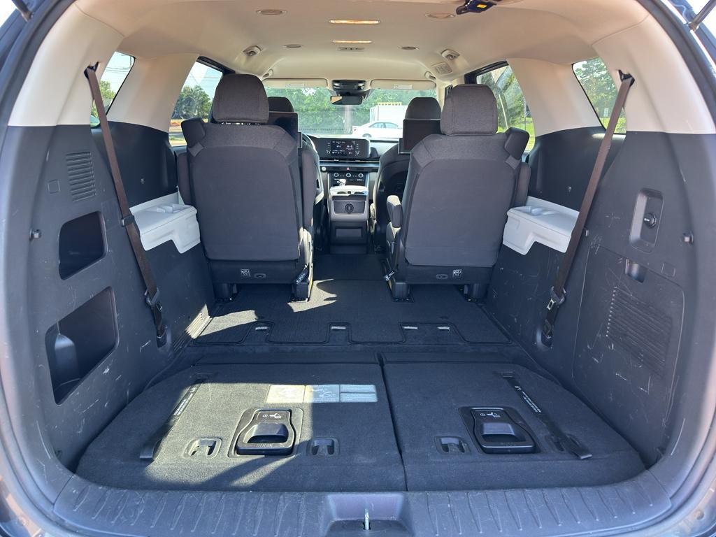 used 2022 Kia Carnival car, priced at $19,350