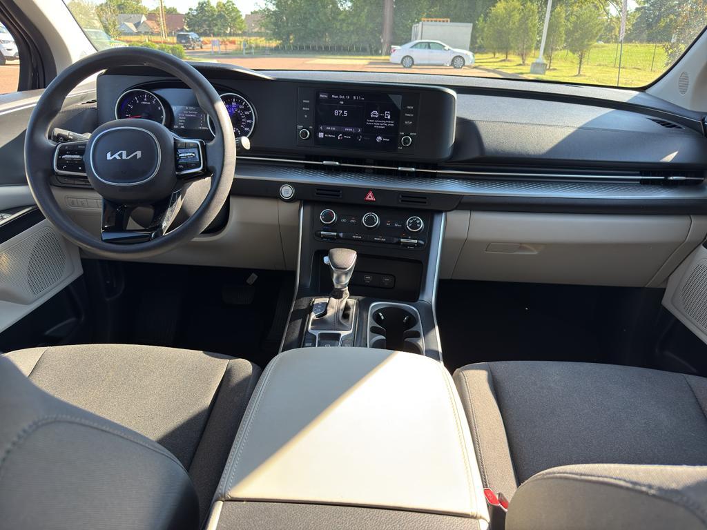 used 2022 Kia Carnival car, priced at $19,350
