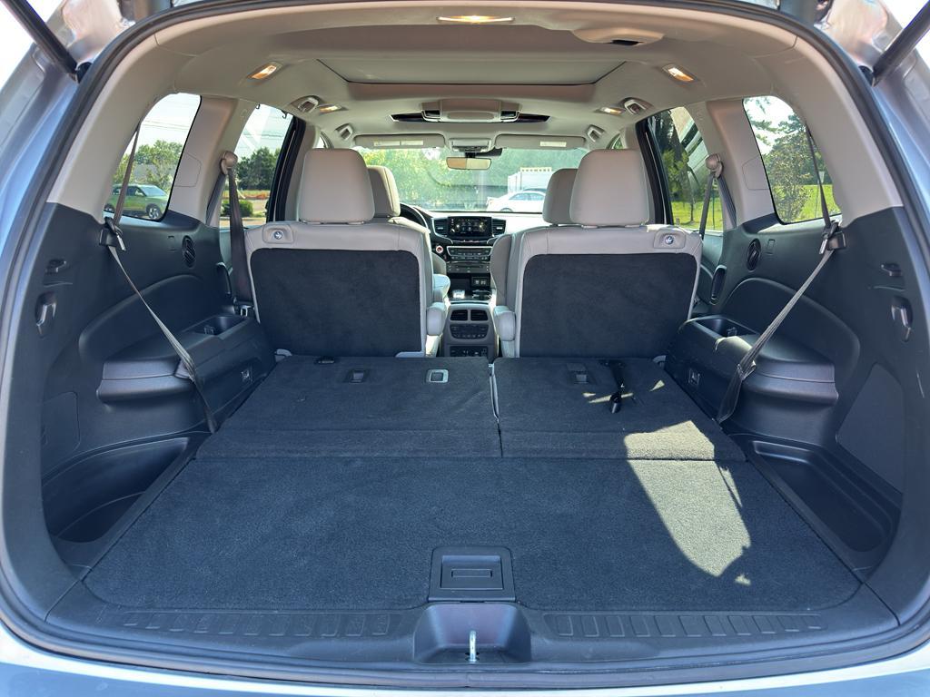 used 2021 Honda Pilot car, priced at $31,000