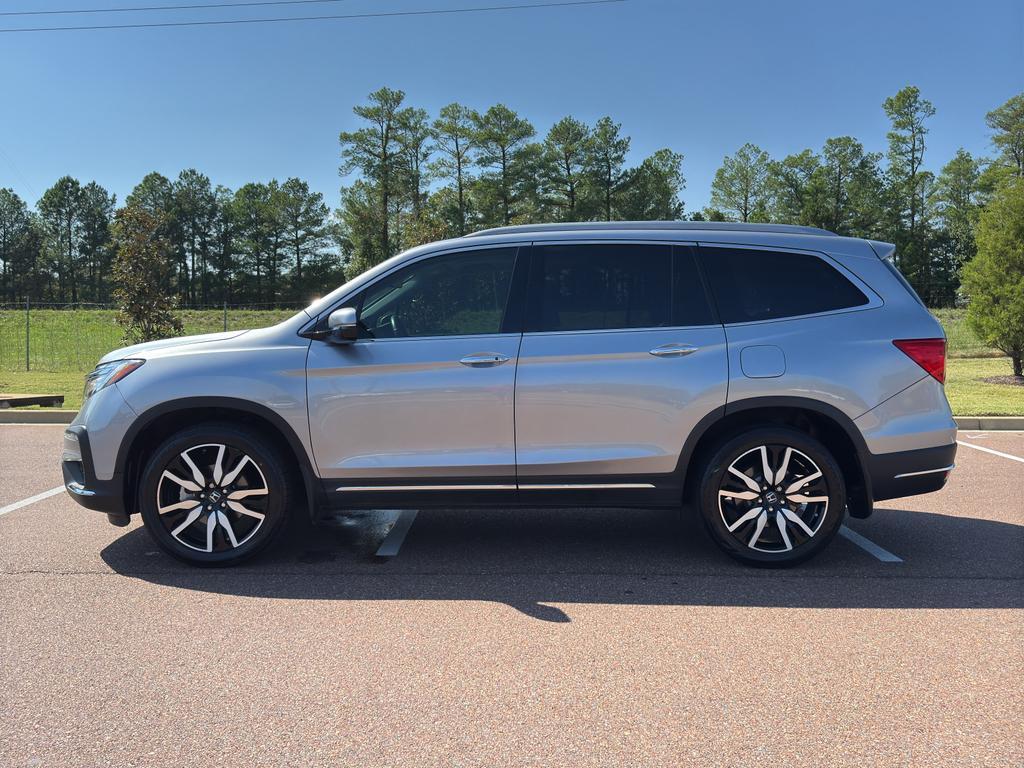 used 2021 Honda Pilot car, priced at $31,000
