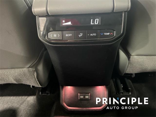 used 2023 Toyota Highlander car, priced at $38,800