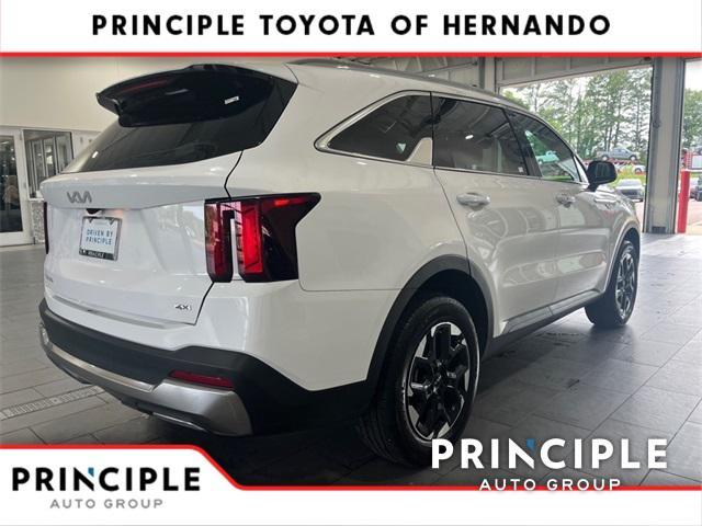 used 2024 Kia Sorento car, priced at $31,502