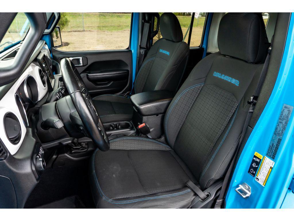 used 2021 Jeep Wrangler Unlimited car, priced at $29,383