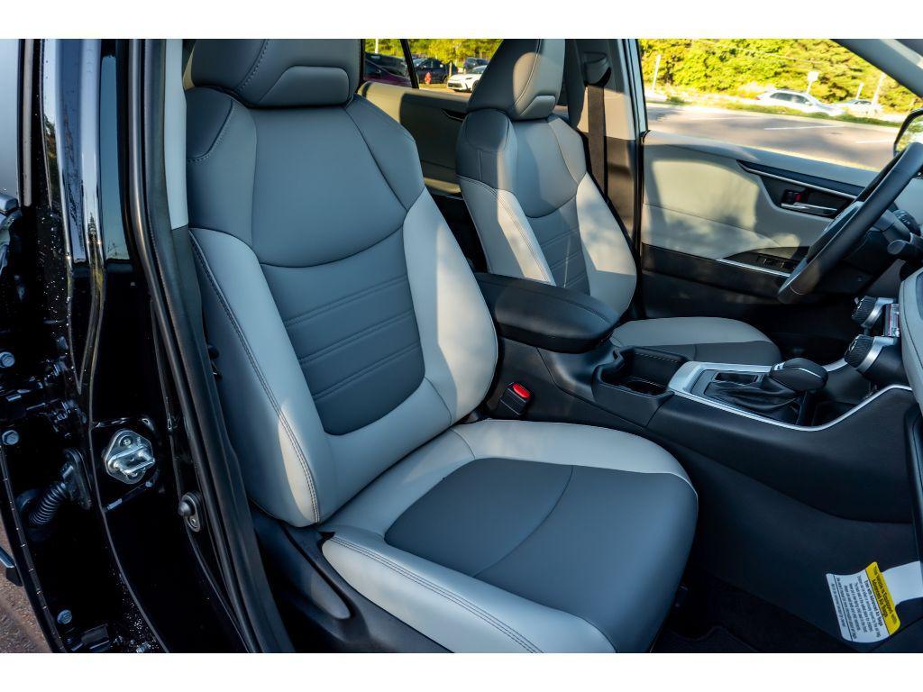 new 2025 Toyota RAV4 car