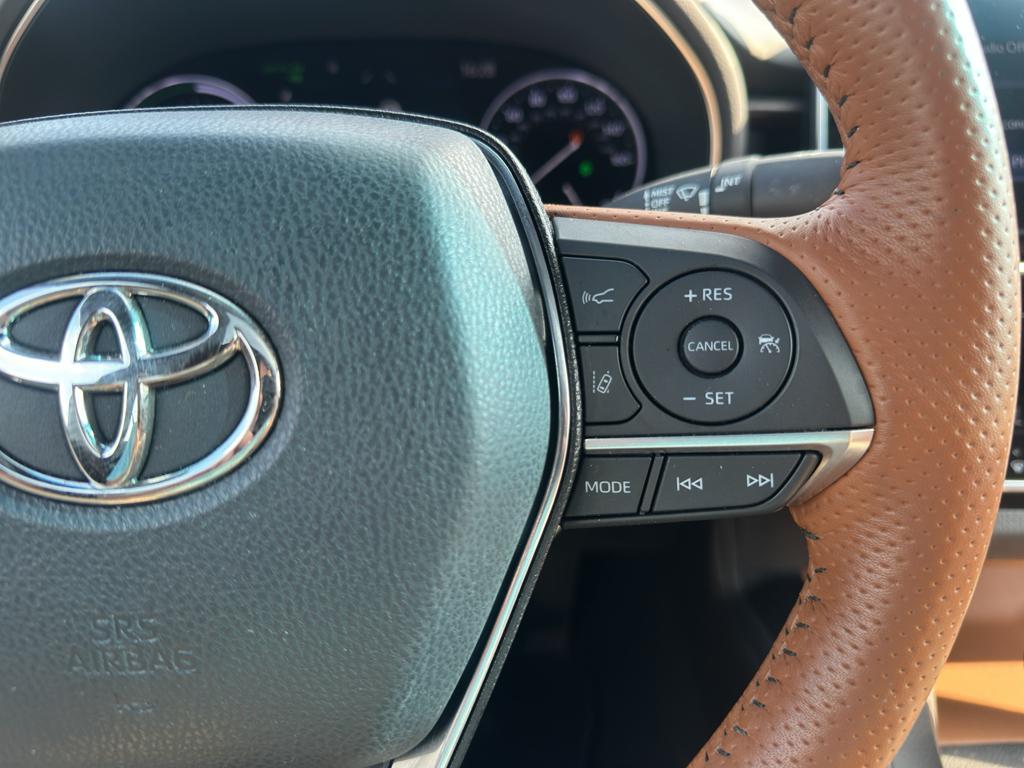 used 2022 Toyota Avalon Hybrid car, priced at $33,472