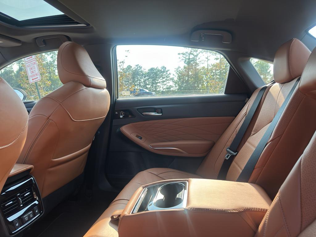 used 2022 Toyota Avalon Hybrid car, priced at $33,472
