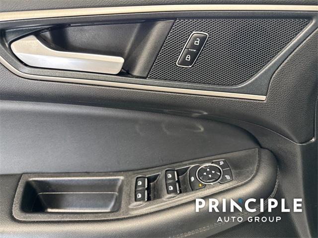 used 2024 Ford Edge car, priced at $27,677